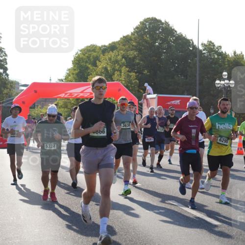07.09.2025 - BARMER Alsterlauf Yannick Fuchs http://msf.ph/oto/8730462 07.09.2025 08:58:49 Laufen 564, 5324, 066, 3638, 2683, 3412, 320, 4569, 5557, 5982, 6295 meine-sportfotos.de