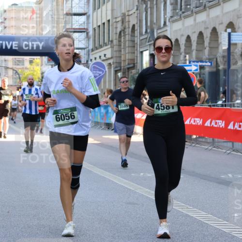 07.09.2025 - BARMER Alsterlauf Strokosch-Dieckow http://msf.ph/oto/8730473 07.09.2025 10:25:29 Ziel 3952, 3953, 4417 meine-sportfotos.de