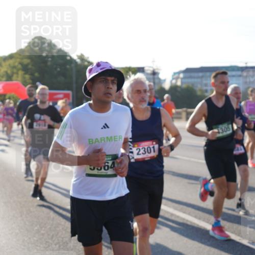 07.09.2025 - BARMER Alsterlauf Yannick Fuchs http://msf.ph/oto/8730484 07.09.2025 08:58:53 Laufen 2918, 5564, 2301, 1305, 2461 meine-sportfotos.de