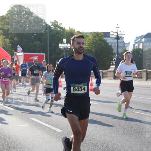 07.09.2025 - BARMER Alsterlauf Yannick Fuchs http://msf.ph/oto/8730485 07.09.2025 08:58:55 Laufen 2150, 4613, 8454, 4330 meine-sportfotos.de
