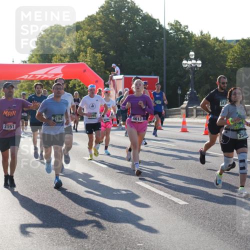 07.09.2025 - BARMER Alsterlauf Yannick Fuchs http://msf.ph/oto/8730492 07.09.2025 08:58:56 Laufen 6017, 2151, 1977, 2150, 095, 6286, 4613, 2361, 8431, 2588, 4682 meine-sportfotos.de