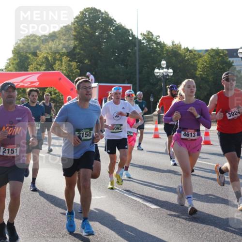 07.09.2025 - BARMER Alsterlauf Yannick Fuchs http://msf.ph/oto/8730510 07.09.2025 08:58:57 Laufen 6017, 2151, 3924, 19, 5095, 2150, 280, 4613 meine-sportfotos.de