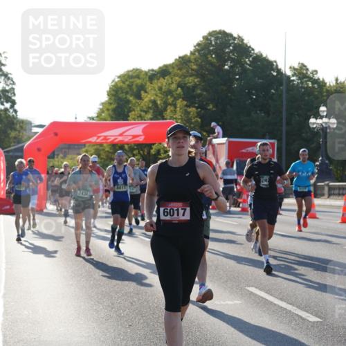 07.09.2025 - BARMER Alsterlauf Yannick Fuchs http://msf.ph/oto/8730522 07.09.2025 08:59:02 Laufen 4557, 2438, 80114, 6017, 355 meine-sportfotos.de