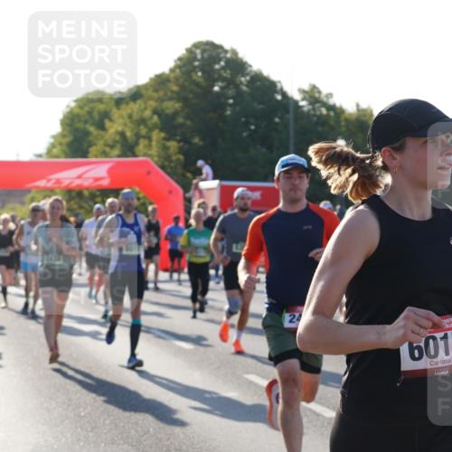 07.09.2025 - BARMER Alsterlauf Yannick Fuchs http://msf.ph/oto/8730530 07.09.2025 08:59:03 Laufen 24, 6017 meine-sportfotos.de