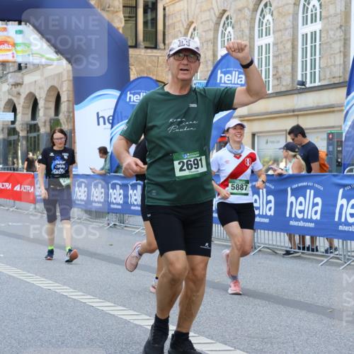 07.09.2025 - BARMER Alsterlauf Strokosch-Dieckow http://msf.ph/oto/8730538 07.09.2025 10:25:22 Ziel 2342, 3591, 3604, 3952, 3953, 4469 meine-sportfotos.de