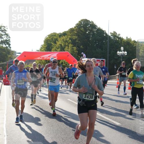 07.09.2025 - BARMER Alsterlauf Yannick Fuchs http://msf.ph/oto/8730550 07.09.2025 08:59:06 Laufen 4557, 2329, 5067, 6030, 2438, 5773, 6311, 80 meine-sportfotos.de