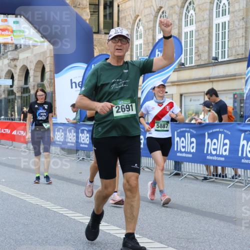07.09.2025 - BARMER Alsterlauf Strokosch-Dieckow http://msf.ph/oto/8730552 07.09.2025 10:25:22 Ziel 2342, 3591, 3604, 3952, 3953, 4469 meine-sportfotos.de