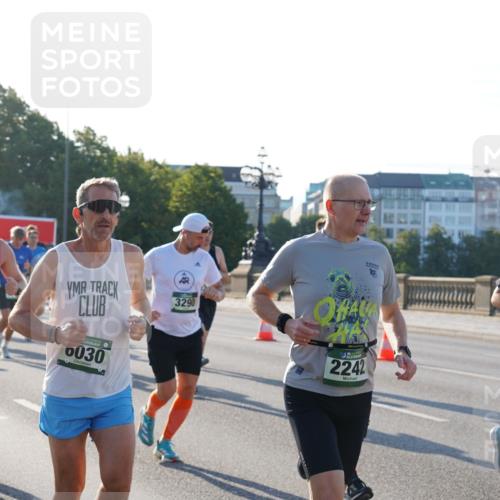07.09.2025 - BARMER Alsterlauf Yannick Fuchs http://msf.ph/oto/8730563 07.09.2025 08:59:08 Laufen 19, 617, 6264, 6030, 3290, 2242 meine-sportfotos.de