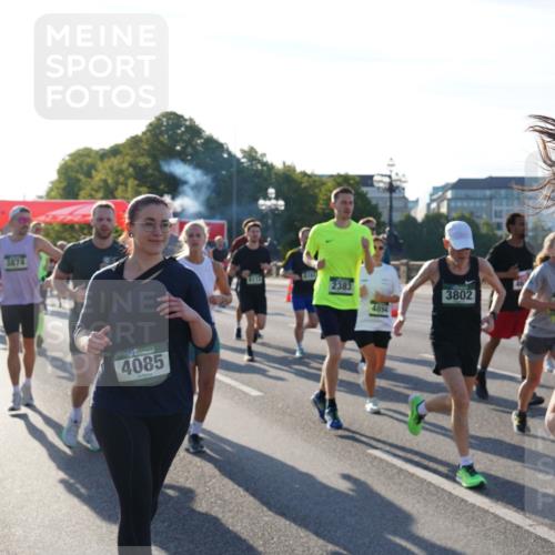 07.09.2025 - BARMER Alsterlauf Yannick Fuchs http://msf.ph/oto/8730614 07.09.2025 08:59:16 Laufen 3874, 4085, 2383, 4894, 3802 meine-sportfotos.de