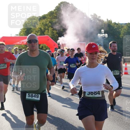 07.09.2025 - BARMER Alsterlauf Yannick Fuchs http://msf.ph/oto/8730658 07.09.2025 08:59:24 Laufen 4985, 3068, 3519, 5849, 3684, 4602 meine-sportfotos.de