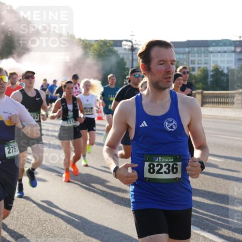 07.09.2025 - BARMER Alsterlauf Yannick Fuchs http://msf.ph/oto/8730675 07.09.2025 08:59:28 Laufen 38, 2757, 82, 4212, 36, 8236 meine-sportfotos.de