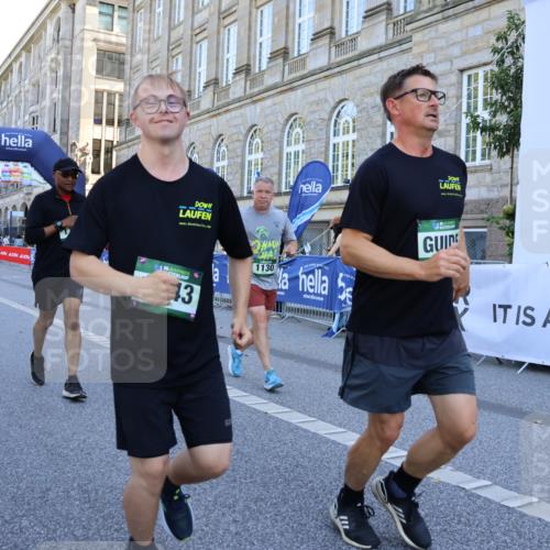 07.09.2025 - BARMER Alsterlauf Strokosch-Dieckow http://msf.ph/oto/8730728 07.09.2025 11:50:58 Ziel 8486 meine-sportfotos.de