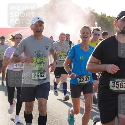 07.09.2025 - BARMER Alsterlauf Yannick Fuchs http://msf.ph/oto/8730758 07.09.2025 08:59:43 Laufen 3572, 532, 4700, 136, 2662, 36, 10, 6324, 136, 2233, 36, 3563 meine-sportfotos.de