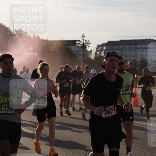 07.09.2025 - BARMER Alsterlauf Yannick Fuchs http://msf.ph/oto/8730773 07.09.2025 08:59:46 Laufen 19, 3810, 5326, 5047, 5003, 348, 36, 3877, 4389, 3073 meine-sportfotos.de
