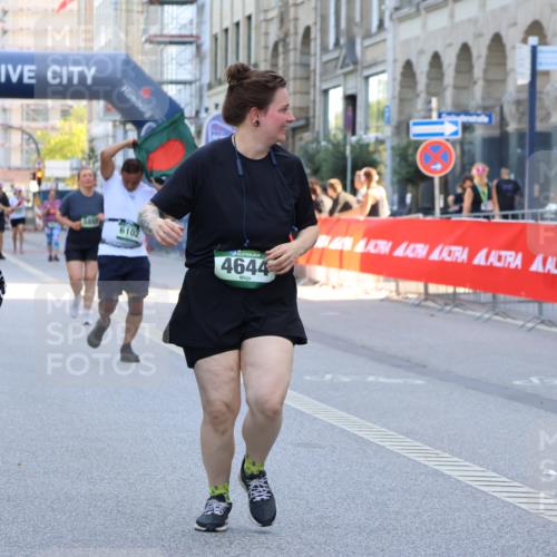 07.09.2025 - BARMER Alsterlauf Strokosch-Dieckow http://msf.ph/oto/8730846 07.09.2025 10:24:52 Ziel 3076, 4165, 4168, 4581, 5610, 5887, 6056 meine-sportfotos.de