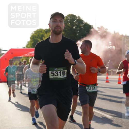 07.09.2025 - BARMER Alsterlauf Yannick Fuchs http://msf.ph/oto/8730868 07.09.2025 08:59:59 Laufen 36, 5316, 530, 6151, 6150 meine-sportfotos.de