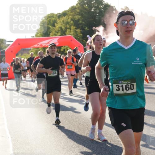 07.09.2025 - BARMER Alsterlauf Yannick Fuchs http://msf.ph/oto/8730882 07.09.2025 09:00:03 Laufen 444, 4, 2484, 2476, 36, 3160, 242, 4535 meine-sportfotos.de