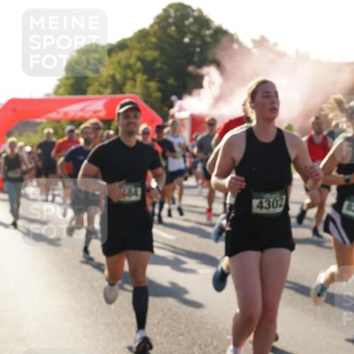 07.09.2025 - BARMER Alsterlauf Yannick Fuchs http://msf.ph/oto/8730891 07.09.2025 09:00:04 Laufen 484, 4302, 8207 meine-sportfotos.de