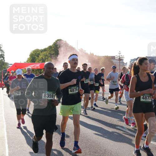 07.09.2025 - BARMER Alsterlauf Yannick Fuchs http://msf.ph/oto/8730950 07.09.2025 09:00:15 Laufen 44414, 3740, 8359, 4876, 8342, 3071, 5917, 4877, 8456 meine-sportfotos.de