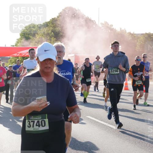 07.09.2025 - BARMER Alsterlauf Yannick Fuchs http://msf.ph/oto/8730959 07.09.2025 09:00:17 Laufen 519, 5897, 308, 3740, 3055, 5043, 5296, 3082 meine-sportfotos.de