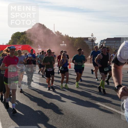 07.09.2025 - BARMER Alsterlauf Yannick Fuchs http://msf.ph/oto/8730974 07.09.2025 09:00:20 Laufen 519, 5897, 5353, 2308, 5349, 490, 4824, 3055, 5341 meine-sportfotos.de