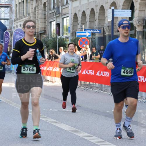 07.09.2025 - BARMER Alsterlauf Strokosch-Dieckow http://msf.ph/oto/8730988 07.09.2025 10:24:44 Ziel 2170, 2691, 2692, 2804, 4168, 4581, 4962, 5090, 5610, 5887, 6056, 8481 meine-sportfotos.de