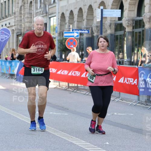 07.09.2025 - BARMER Alsterlauf Strokosch-Dieckow http://msf.ph/oto/8731033 07.09.2025 10:24:31 Ziel 2170, 2691, 2692, 2804, 4962, 5090, 8481 meine-sportfotos.de