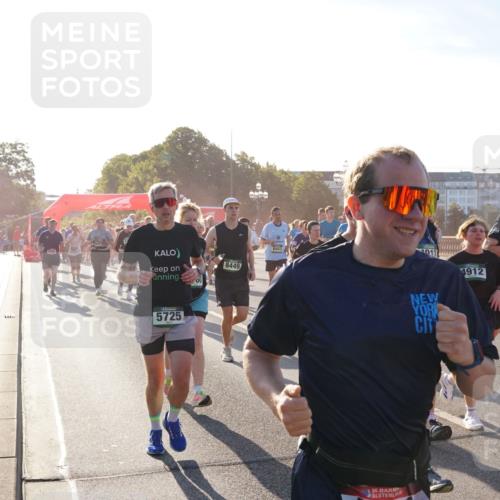 07.09.2025 - BARMER Alsterlauf Yannick Fuchs http://msf.ph/oto/8731049 07.09.2025 09:00:33 Laufen 44414, 5725, 8449, 36, 4912 meine-sportfotos.de
