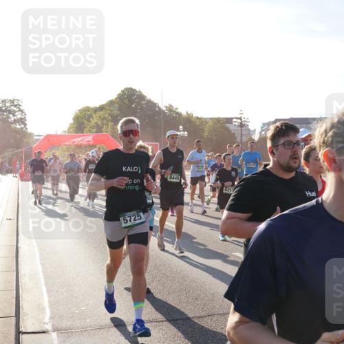 07.09.2025 - BARMER Alsterlauf Yannick Fuchs http://msf.ph/oto/8731051 07.09.2025 09:00:33 Laufen 44464, 4792, 5725, 60, 8449, 625, 8249, 5717 meine-sportfotos.de