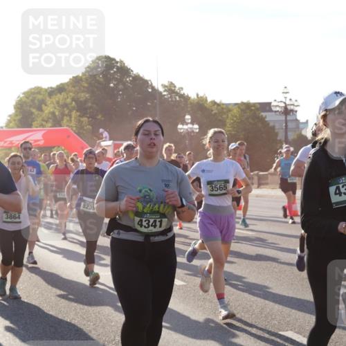 07.09.2025 - BARMER Alsterlauf Yannick Fuchs http://msf.ph/oto/8731072 07.09.2025 09:00:38 Laufen 4792, 3864, 510, 8235, 4341, 19, 3565, 4352, 5375 meine-sportfotos.de