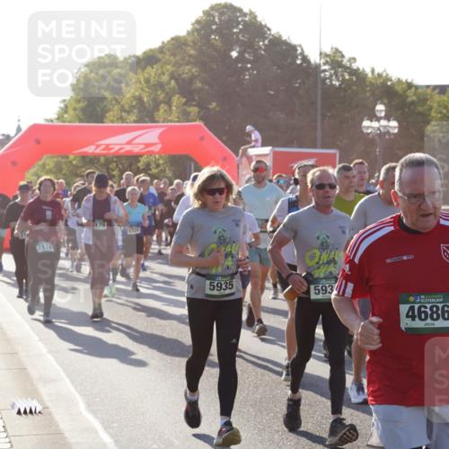 07.09.2025 - BARMER Alsterlauf Yannick Fuchs http://msf.ph/oto/8731087 07.09.2025 09:00:43 Laufen 179, 5935, 593, 11, 36, 4686, 2296 meine-sportfotos.de