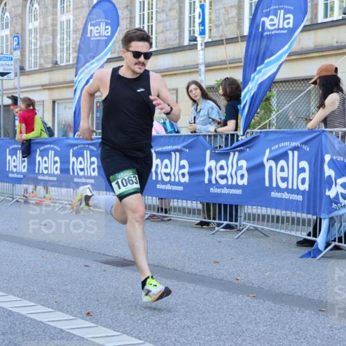 07.09.2025 - BARMER Alsterlauf Strokosch-Dieckow http://msf.ph/oto/8731130 07.09.2025 11:50:19 Ziel  meine-sportfotos.de