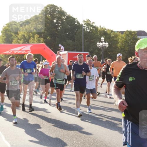 07.09.2025 - BARMER Alsterlauf Yannick Fuchs http://msf.ph/oto/8731149 07.09.2025 09:00:52 Laufen 6328, 5584, 2112, 4103, 8414, 28 meine-sportfotos.de