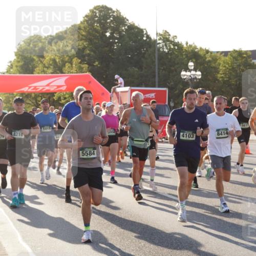 07.09.2025 - BARMER Alsterlauf Yannick Fuchs http://msf.ph/oto/8731151 07.09.2025 09:00:53 Laufen 1981, 8210, 2776, 8415, 843, 5584, 5617, 5954, 4103, 8414, 543, 483, 5485 meine-sportfotos.de