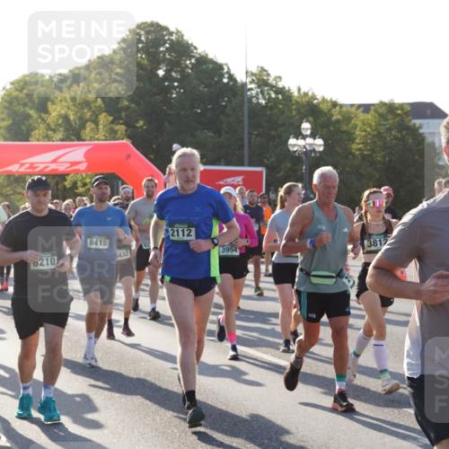 07.09.2025 - BARMER Alsterlauf Yannick Fuchs http://msf.ph/oto/8731164 07.09.2025 09:00:54 Laufen 8415, 2776, 8210, 8432, 60, 2112, 39541, 3812, 36, 5584, 03 meine-sportfotos.de
