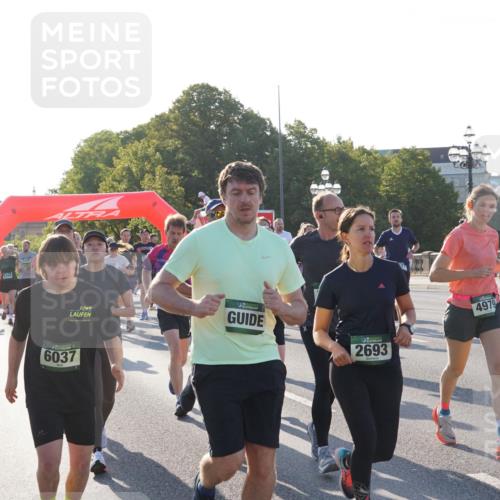 07.09.2025 - BARMER Alsterlauf Yannick Fuchs http://msf.ph/oto/8731205 07.09.2025 09:01:03 Laufen 44444, 6037, 4979, 2693 meine-sportfotos.de