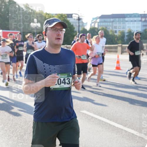 07.09.2025 - BARMER Alsterlauf Yannick Fuchs http://msf.ph/oto/8731230 07.09.2025 09:01:06 Laufen 5703, 36, 043 meine-sportfotos.de
