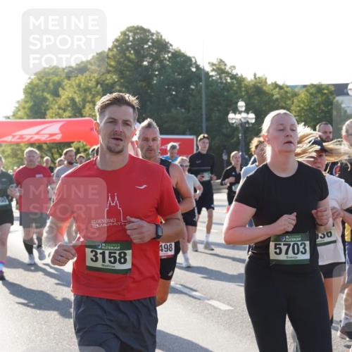 07.09.2025 - BARMER Alsterlauf Yannick Fuchs http://msf.ph/oto/8731247 07.09.2025 09:01:08 Laufen 5490, 36, 3158, 498, 5703, 50, 5686 meine-sportfotos.de