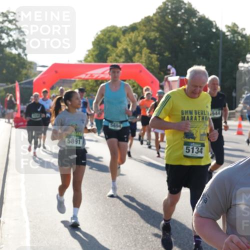07.09.2025 - BARMER Alsterlauf Yannick Fuchs http://msf.ph/oto/8731289 07.09.2025 09:01:14 Laufen 435, 5891, 5694, 944, 5134, 36 meine-sportfotos.de