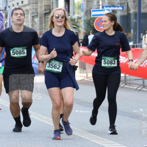 07.09.2025 - BARMER Alsterlauf Strokosch-Dieckow http://msf.ph/oto/8731357 07.09.2025 10:24:03 Ziel 2412, 2905, 3149, 3168, 4966, 5269, 5765 meine-sportfotos.de