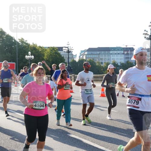07.09.2025 - BARMER Alsterlauf Yannick Fuchs http://msf.ph/oto/8731361 07.09.2025 09:01:23 Laufen 6085, 3949, 3438, 846, 4104, 5944, 5610, 5453, 5579 meine-sportfotos.de