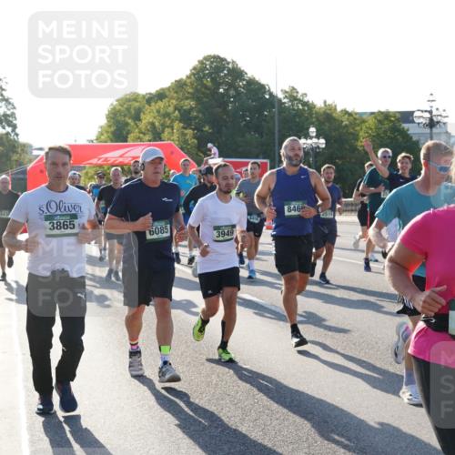 07.09.2025 - BARMER Alsterlauf Yannick Fuchs http://msf.ph/oto/8731370 07.09.2025 09:01:24 Laufen 44414, 3865, 44, 6085, 3949, 846, 2514, 36, 4104 meine-sportfotos.de