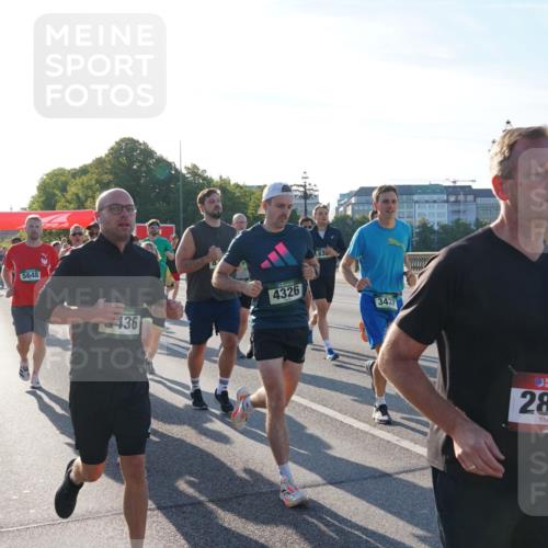 07.09.2025 - BARMER Alsterlauf Yannick Fuchs http://msf.ph/oto/8731404 07.09.2025 09:01:28 Laufen 5648, 436, 4326, 835, 3437, 36, 2896 meine-sportfotos.de