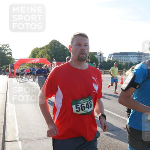 07.09.2025 - BARMER Alsterlauf Yannick Fuchs http://msf.ph/oto/8731416 07.09.2025 09:01:31 Laufen 3216, 5648, 36, 9 meine-sportfotos.de