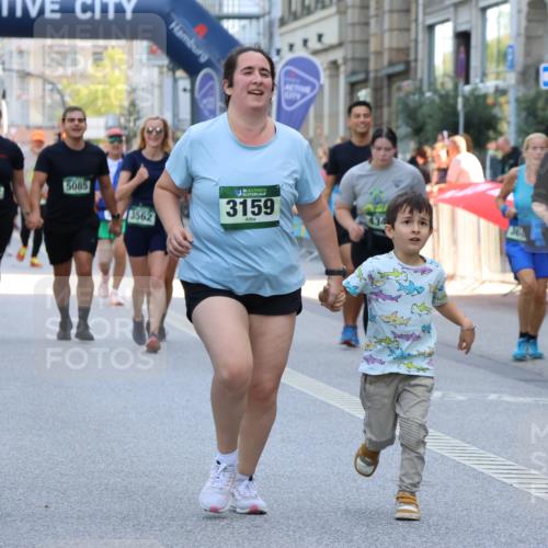 07.09.2025 - BARMER Alsterlauf Strokosch-Dieckow http://msf.ph/oto/8731430 07.09.2025 10:23:58 Ziel 2026, 2412, 3168, 3169, 4966, 5096, 5765 meine-sportfotos.de