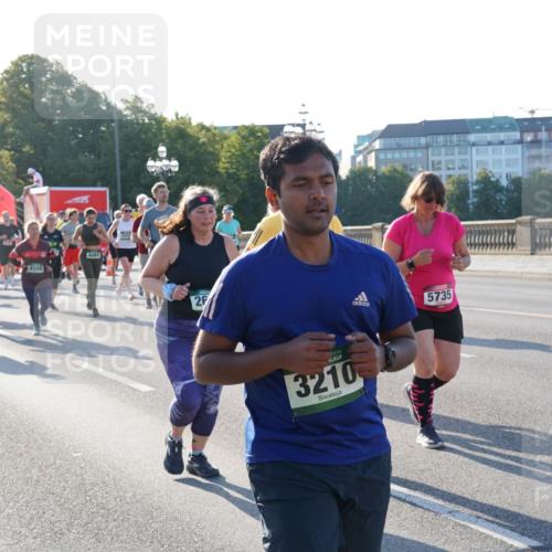 07.09.2025 - BARMER Alsterlauf Yannick Fuchs http://msf.ph/oto/8731432 07.09.2025 09:01:33 Laufen 4507, 479, 4508, 4084, 3210, 5735 meine-sportfotos.de