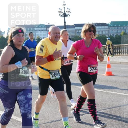 07.09.2025 - BARMER Alsterlauf Yannick Fuchs http://msf.ph/oto/8731439 07.09.2025 09:01:35 Laufen 3552, 3363, 2505, 2686, 2685, 3476, 5735 meine-sportfotos.de