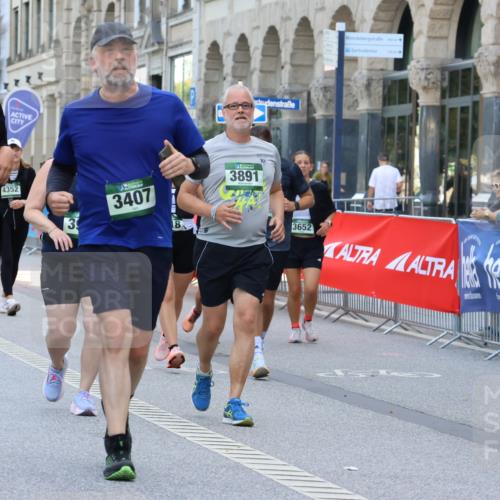 07.09.2025 - BARMER Alsterlauf Strokosch-Dieckow http://msf.ph/oto/8731446 07.09.2025 10:23:53 Ziel 2026, 3168, 3169, 3325, 3326, 4457, 5096 meine-sportfotos.de