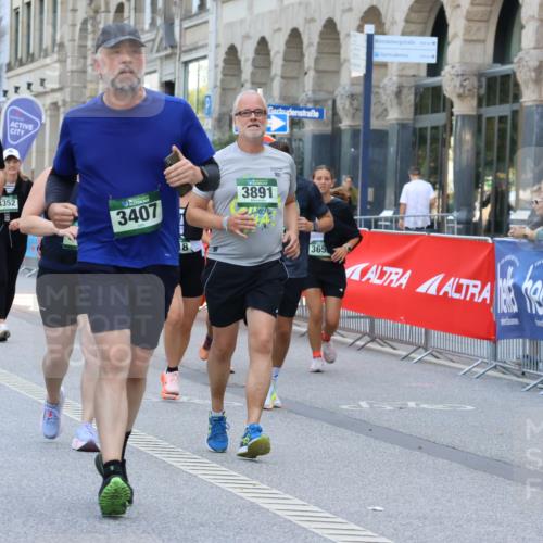 07.09.2025 - BARMER Alsterlauf Strokosch-Dieckow http://msf.ph/oto/8731452 07.09.2025 10:23:52 Ziel 2026, 3168, 3169, 3325, 3326, 4457, 5096 meine-sportfotos.de