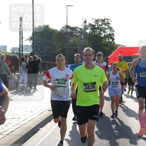 07.09.2025 - BARMER Alsterlauf Yannick Fuchs http://msf.ph/oto/8731472 07.09.2025 09:01:40 Laufen 4848, 3835, 4440, 4298, 2755 meine-sportfotos.de